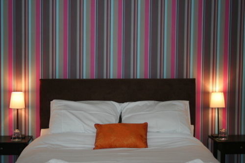 Le Voltaire Bed & Breakfast Airvault Bagian luar foto