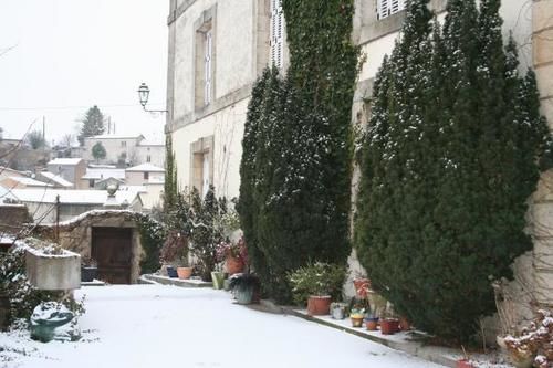 Le Voltaire Bed & Breakfast Airvault Bagian luar foto
